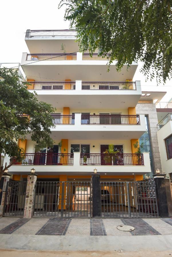 Bedchambers Serviced Apartments, Sector 38 구르가온 외부 사진