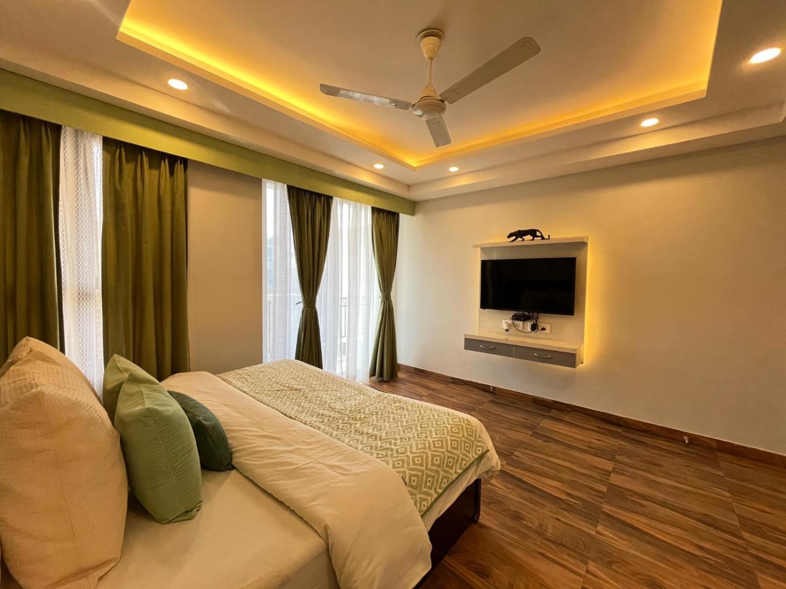 Bedchambers Serviced Apartments, Sector 38 구르가온 외부 사진